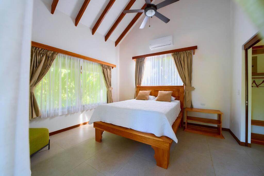 Casa Kristel - Exquisite Villa Getaway Puerto Viejo de Talamanca Eksteriør bilde