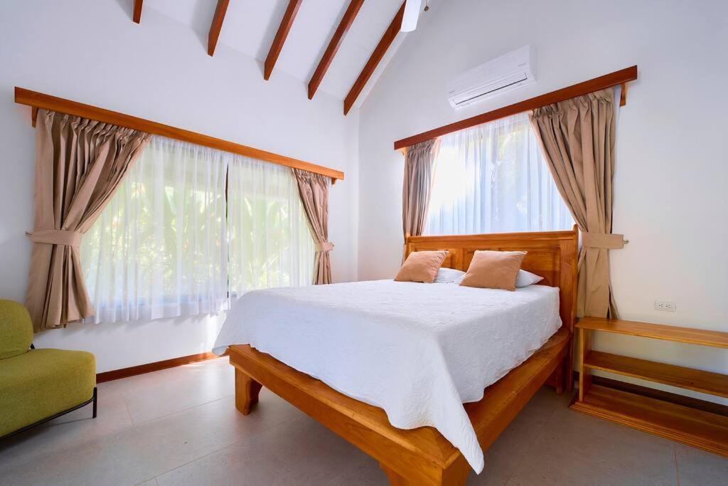 Casa Kristel - Exquisite Villa Getaway Puerto Viejo de Talamanca Eksteriør bilde