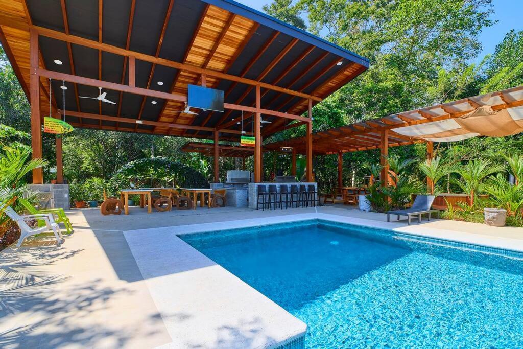 Casa Kristel - Exquisite Villa Getaway Puerto Viejo de Talamanca Eksteriør bilde